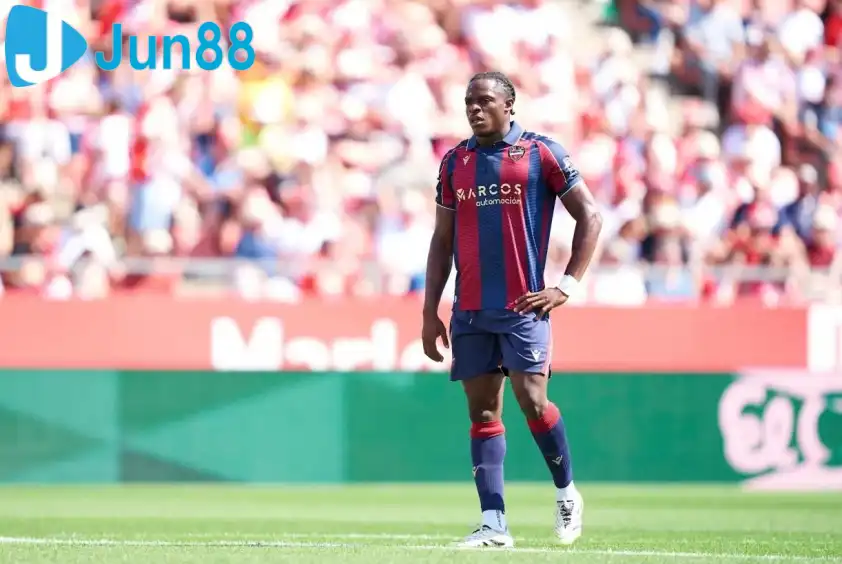 Điều khoản giải phóng hợp đồng của Eyong chỉ 30 triệu Euro Điều khoản giải phóng hợp đồng của Eyong chỉ 30 triệu Euro